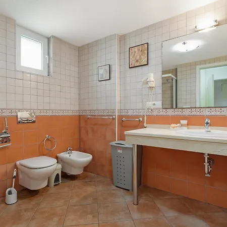 Private Pool Cristianos لوس كريستيانوس